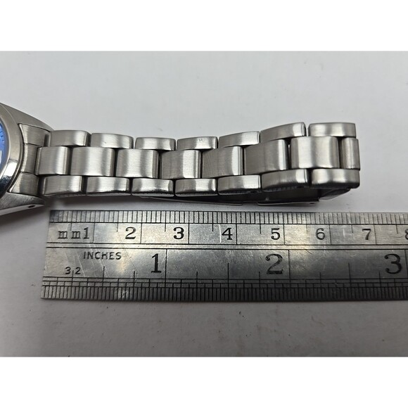 Freestyle Glam 61978 Womens Quartz Blue Date 5ATM Stainless Watch New Battery - Picture 9 of 11